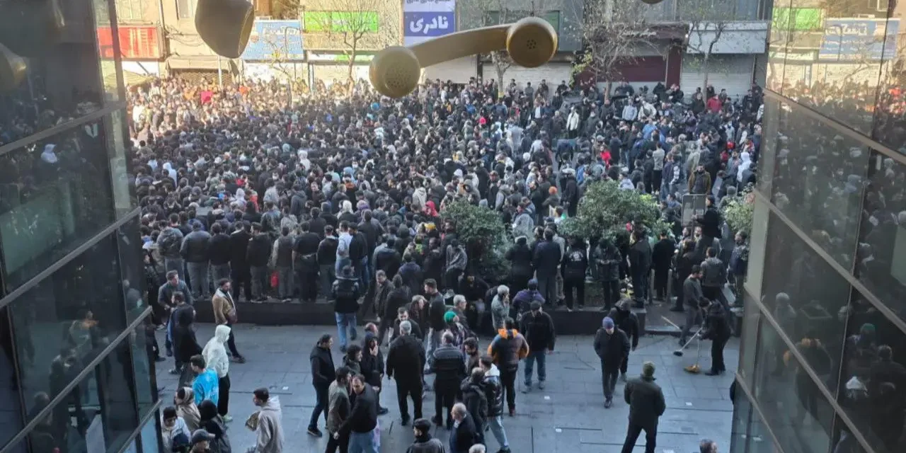 Straße und konstituierende Macht