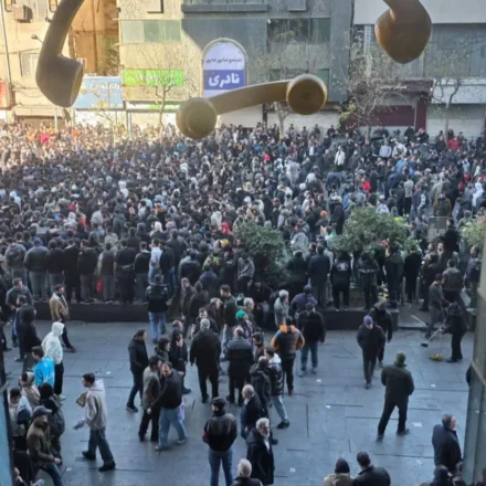 Straße und konstituierende Macht