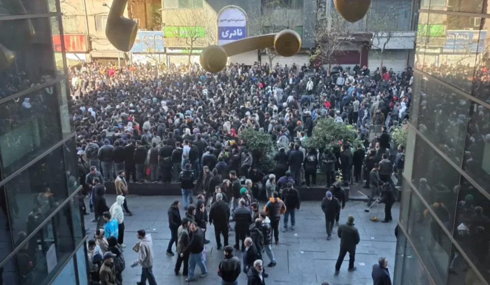 Straße und konstituierende Macht