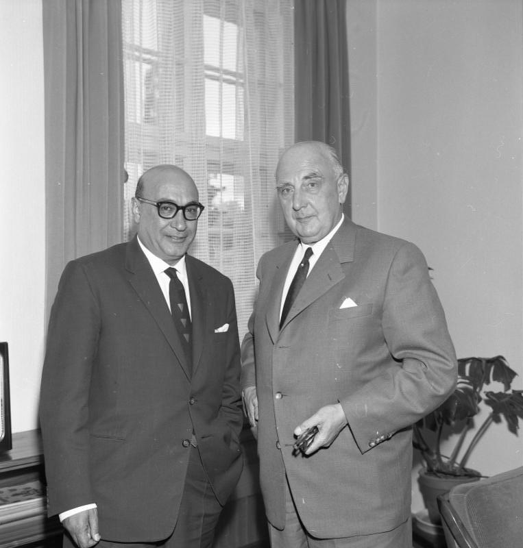 Der iranische Staatssekretär im Landwirtschaftsministerium, Dr. Esfandiari, bei Staatssekretär Sonnemann, BML, 29. August 1960